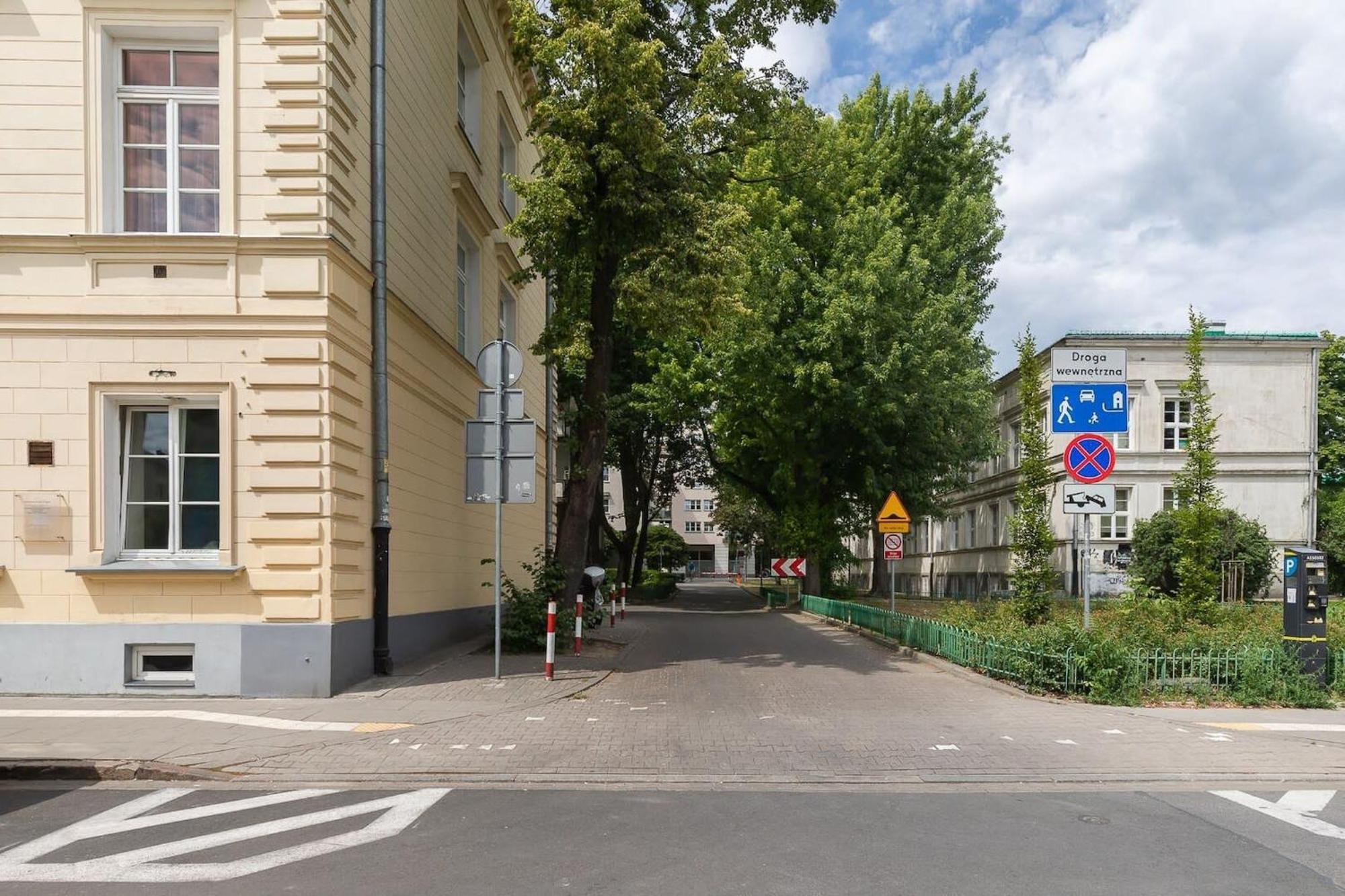 Elektoralna 12A - Colorful Apartment With Balcony By Noclegi Renters Varsóvia Exterior foto
